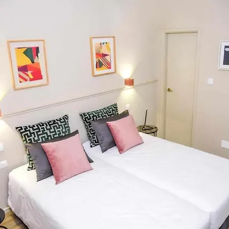 Singular Porto Aeroporto Maya