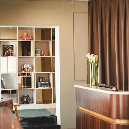 Singular Porto Aeroporto 酒店 *