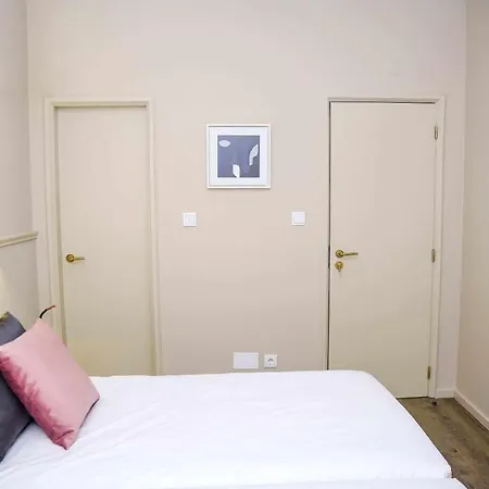 Hotel Singular Porto Aeroporto *