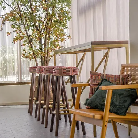 Singular Porto Aeroporto Hotel *